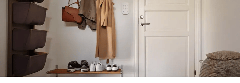 Apartment_Hall_Hero_1440x500_w