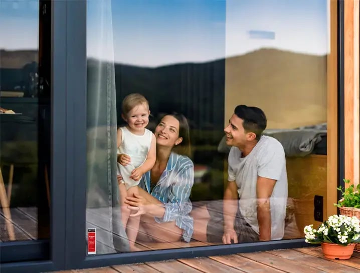 our-optical-smoke-detector-is-included-in-every-smart-alarm-system-1