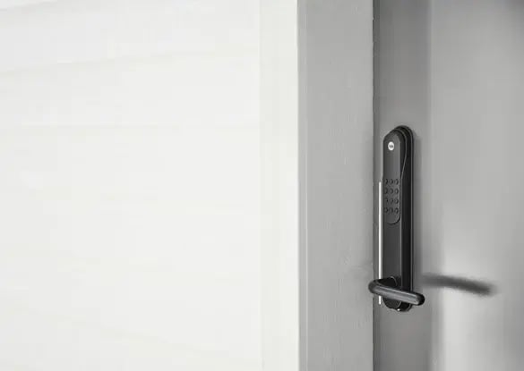 sector-alarm-doorbell-camera